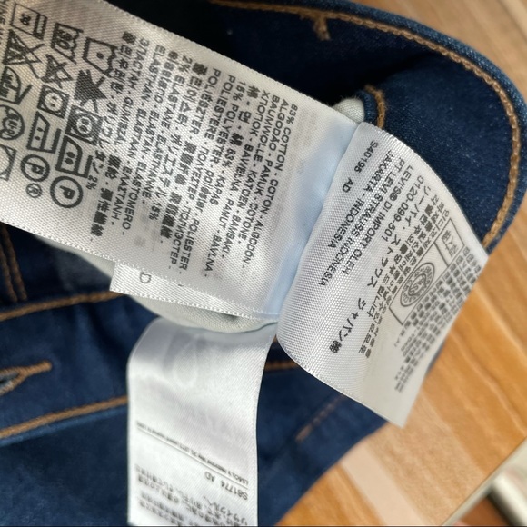 Levi’s 720 High Rise Super Skinny Jeans - Picture 7 of 7